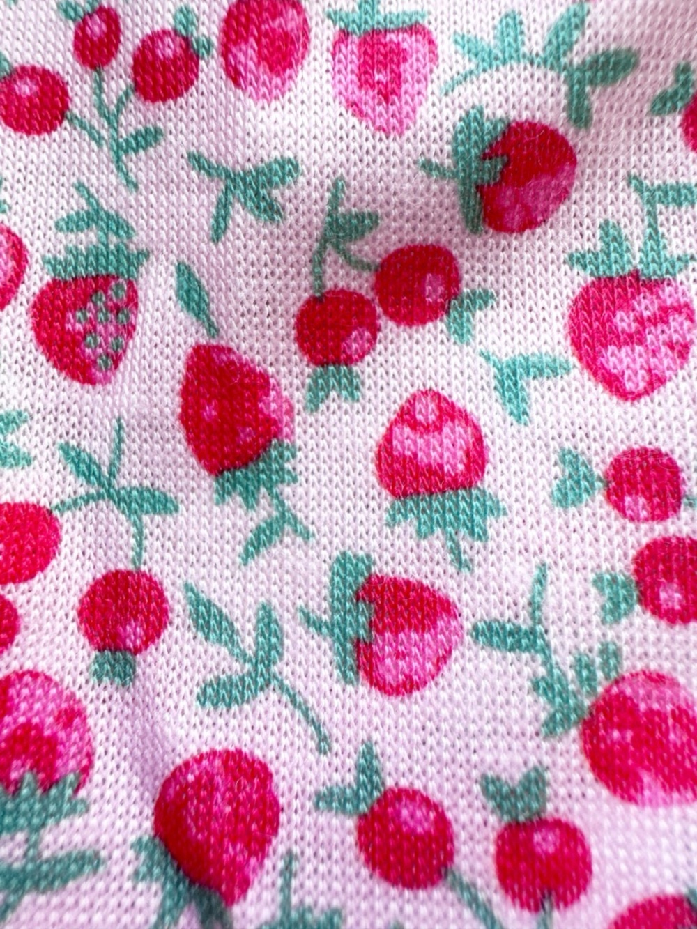 Gap Girls New Short Pajama Set in Strawberry & Cherry
Print NWT - Picture 3 of 16